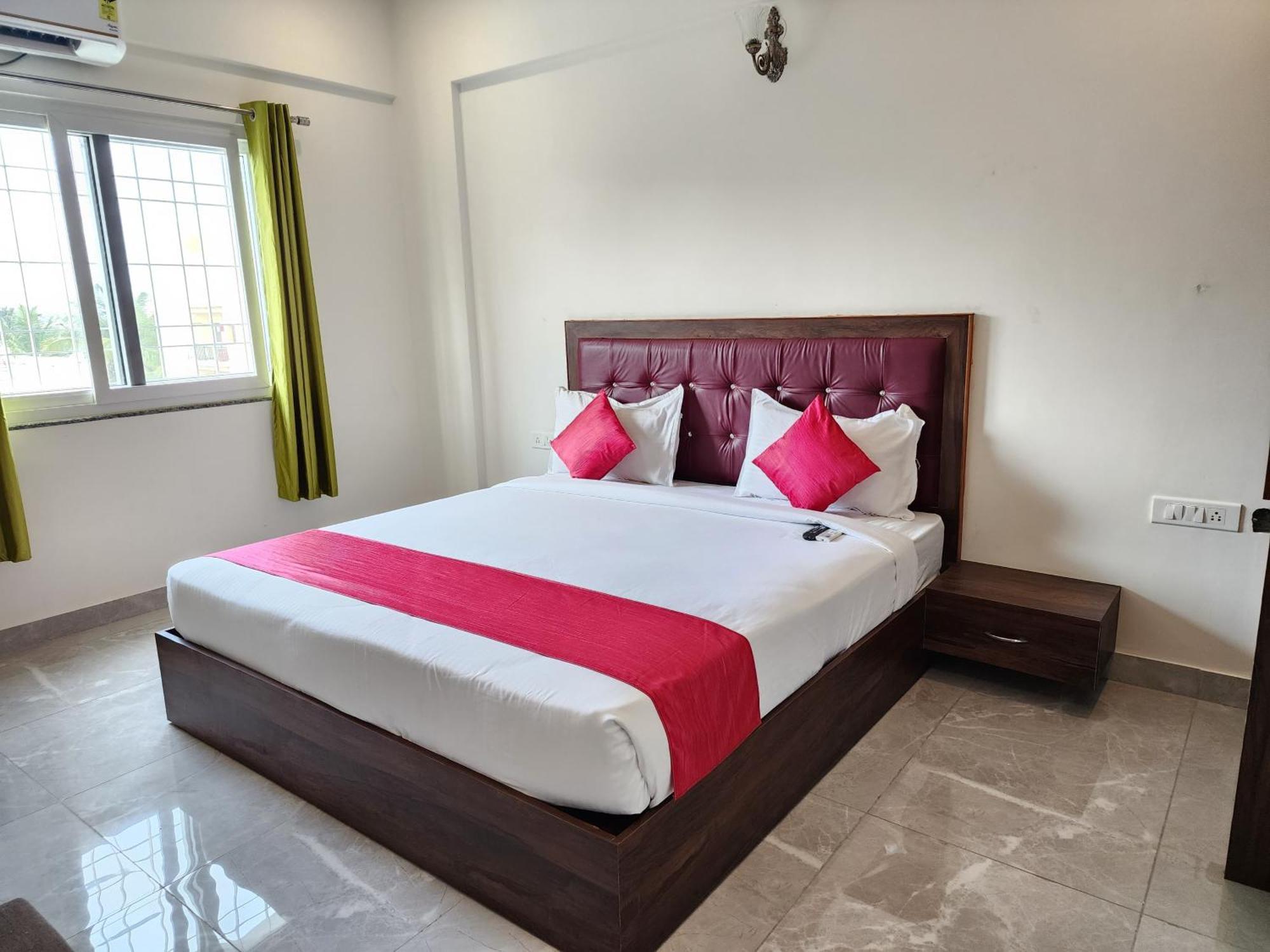 Hotel Dreams Inn Bangalore Exterior foto