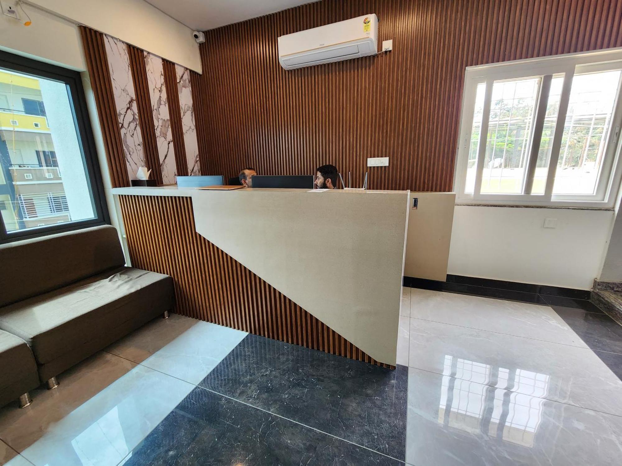 Hotel Dreams Inn Bangalore Exterior foto